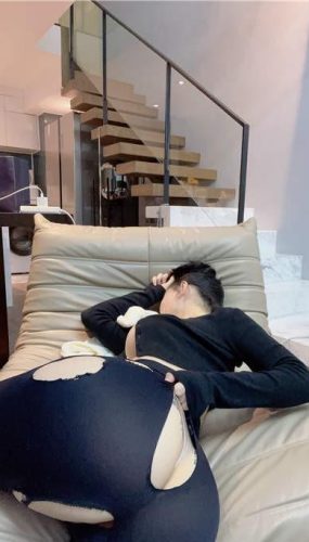 左公子666 – 破洞瑜伽 [30P/10V/1.04GB]